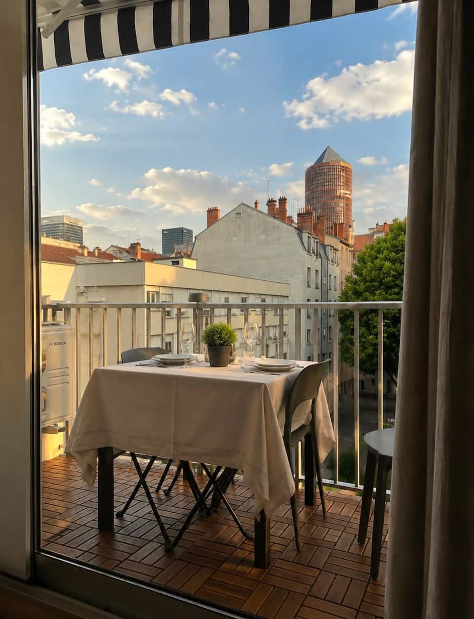 Loft climatisé avec vue panoramique, géré par Alva Conciergerie à Lyon